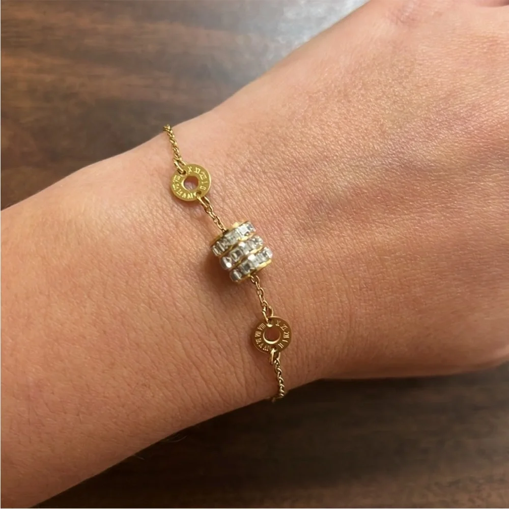 18k Gold plated stainless steel Roman numeral bracelet with stones NIP - Picture 2 of 3